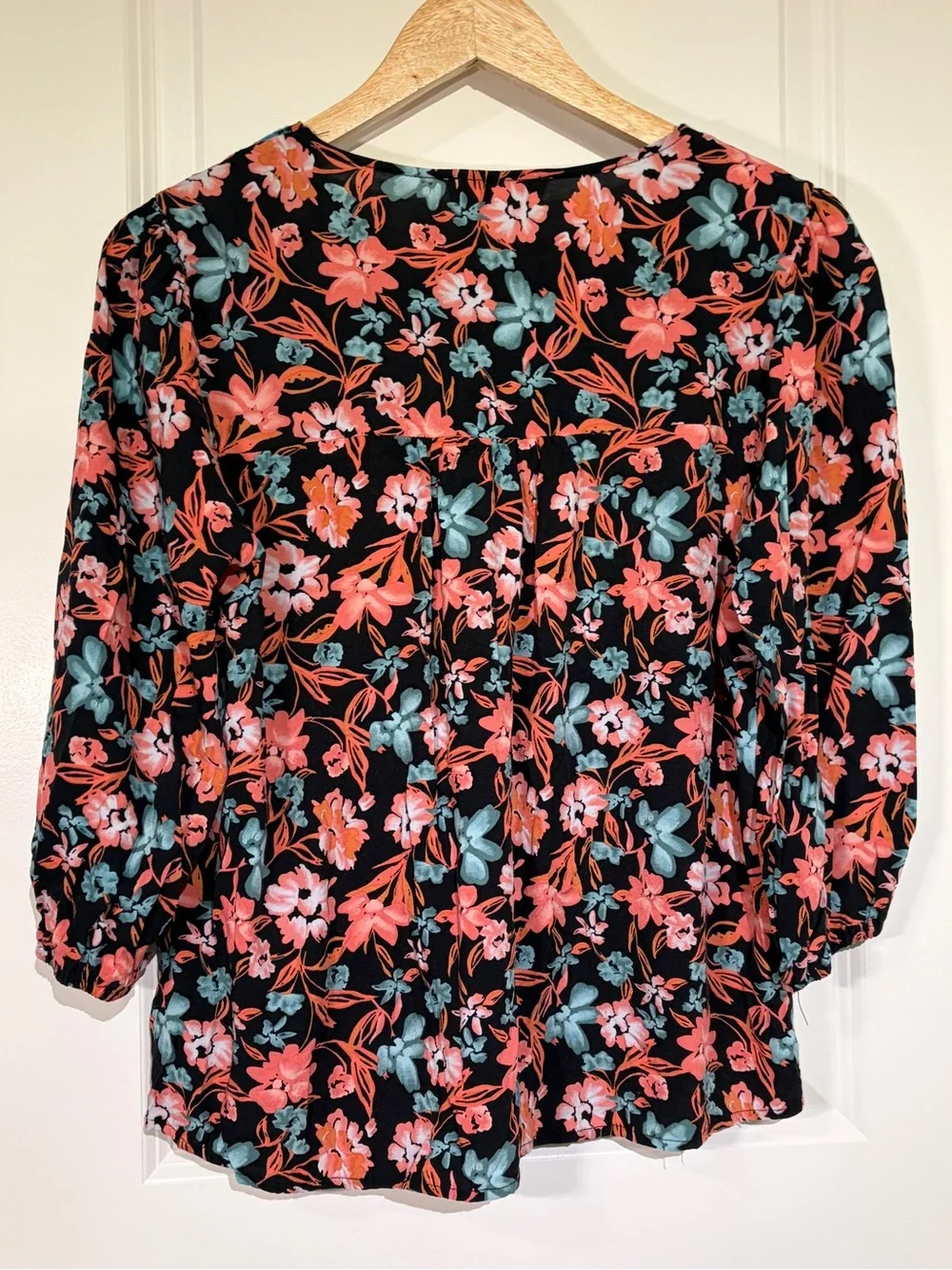 Savannah Jane Boho Embroidered Floral Peasant Blouse Black Coral Blue Small